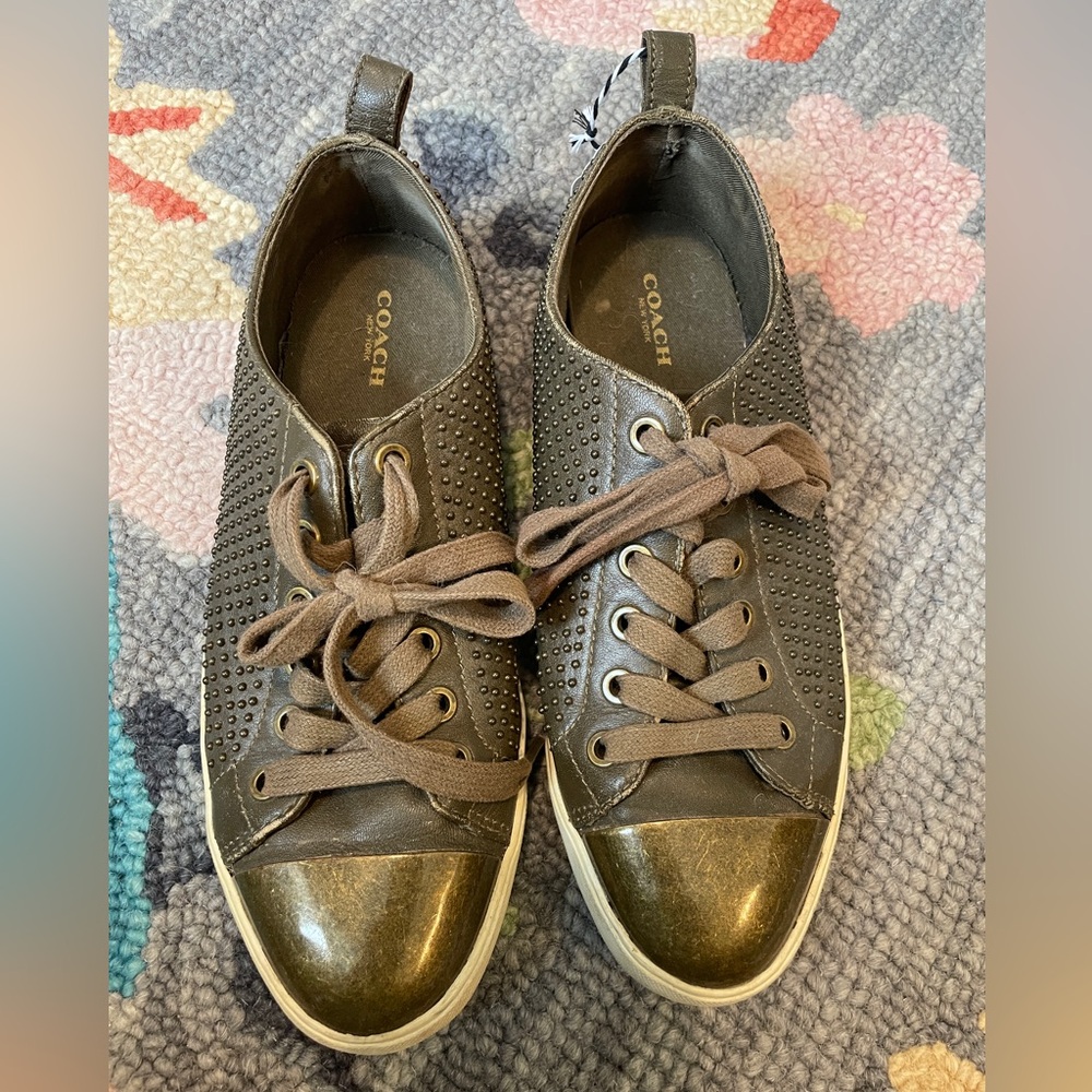 Coach Women's Makayla Olive studded Sneakers in great condition size 8
